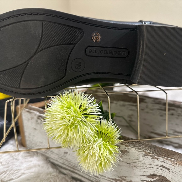 Liz Claiborne Black Over the Knee Boots - Picture 3 of 3